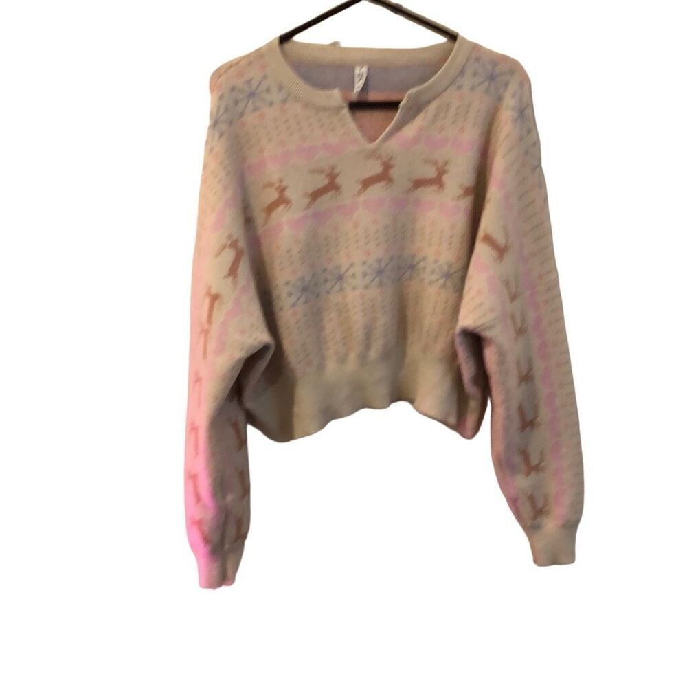 Cropped VNT Winter Holiday Retro Sweater—Cute!! Hearts, Snowflakes, Reindeer 💕